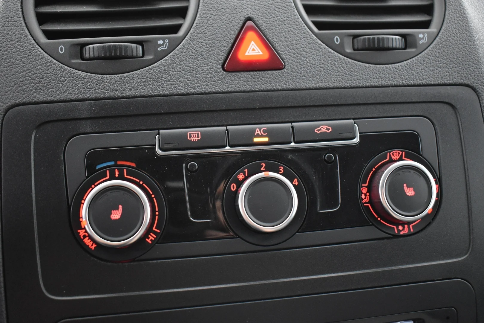 Car Image - 5Kv52Fmm6I0989h2jTfK6y