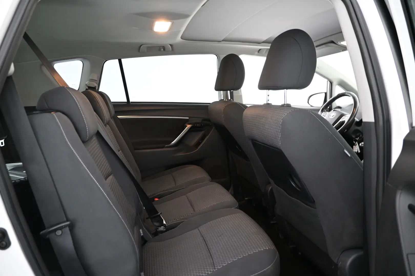 Car Image - 5Uzba2b60jzqvaQuls8FM4