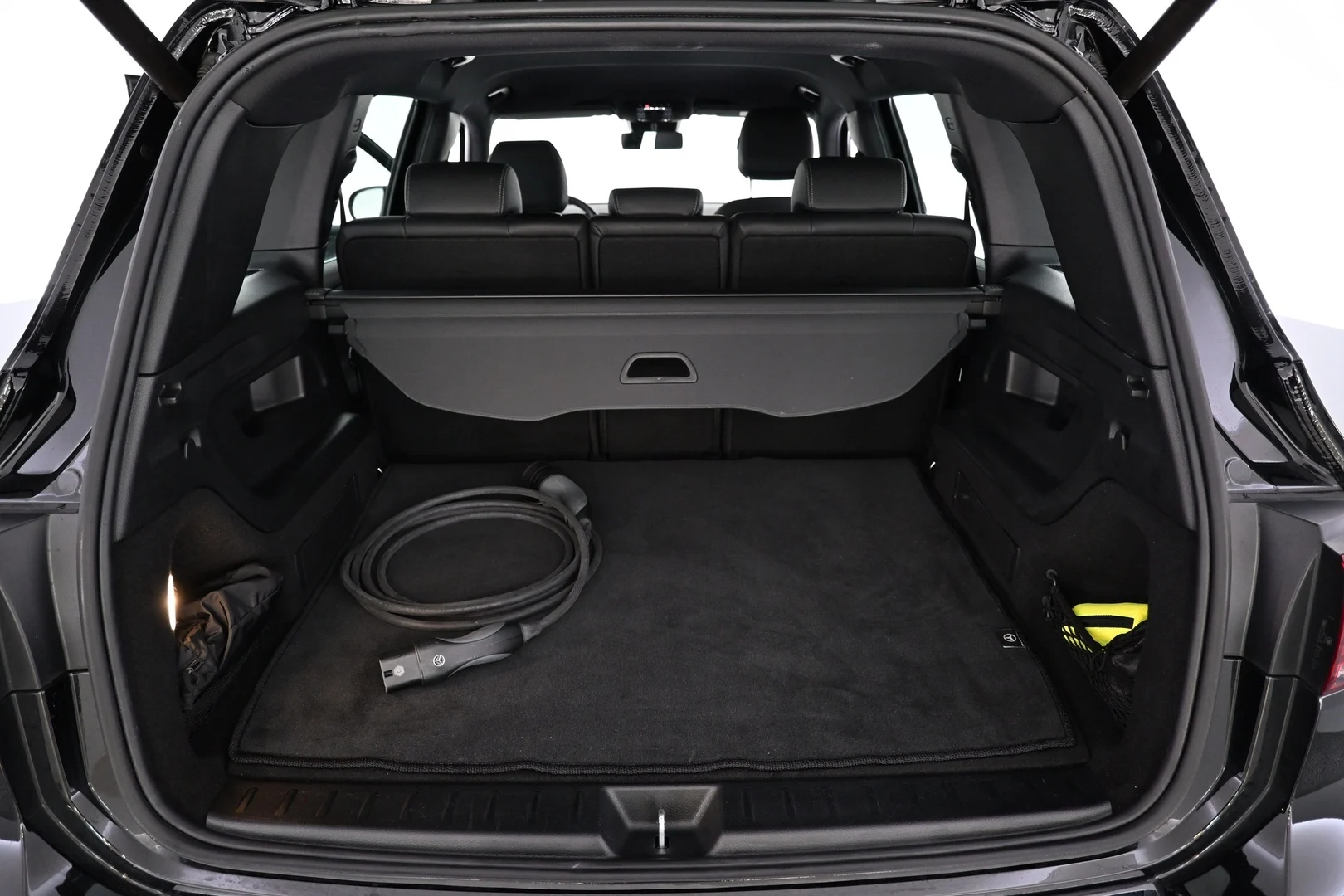 Car Image - 9I3GYOr4hwoImf6kd6yzJ