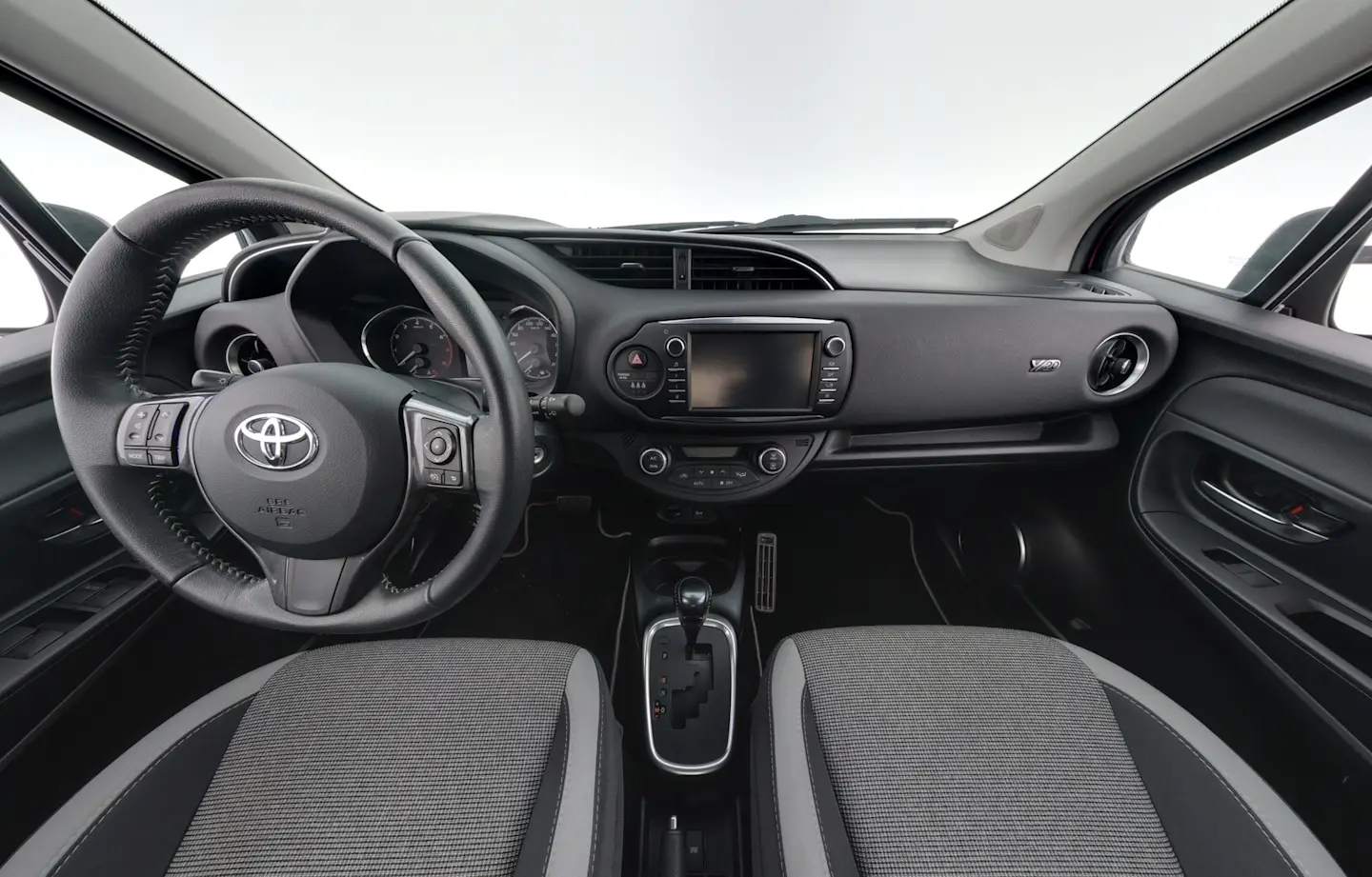 Car Image - 6MUoo0UofYC7e4LaxioKNa