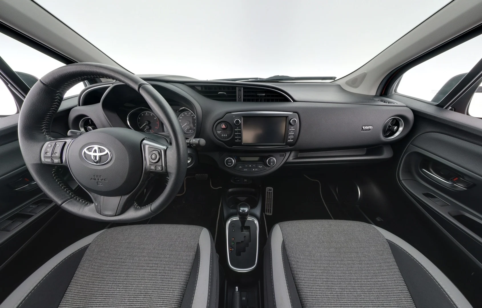 Car Image - 6MUoo0UofYC7e4LaxioKNa