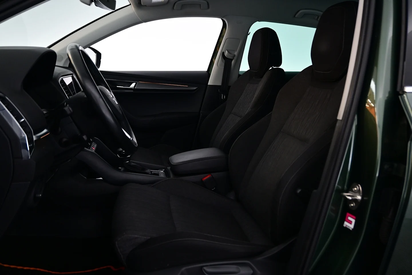 Car Image - 1cvLyFUGNoJ42Rsc3Z0OyB
