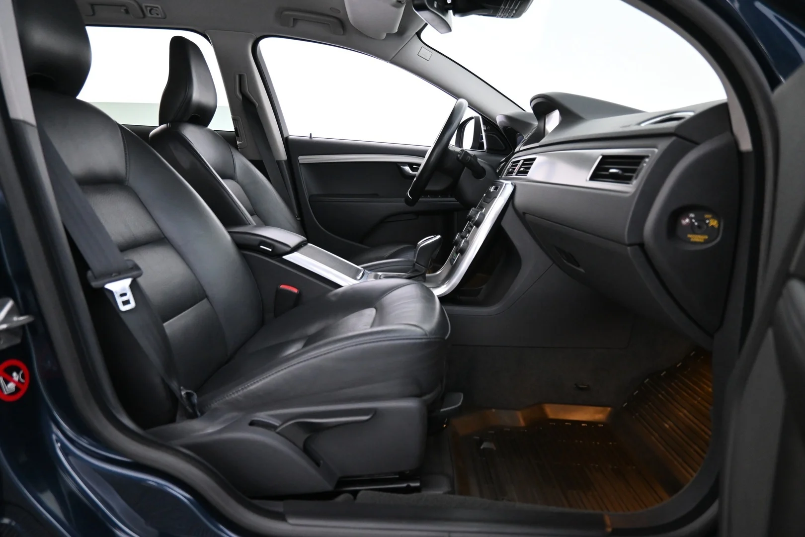 Car Image - 17RafKX0B5nbkp93xkPikh