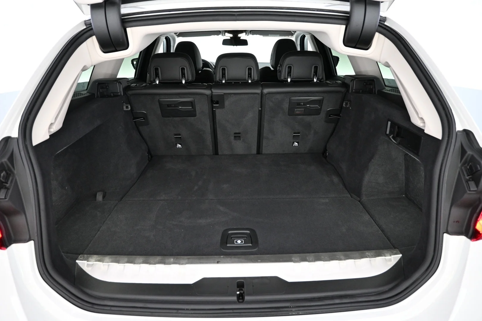 Car Image - 3TB3bJPO6R0RM9LDAHJ3RU