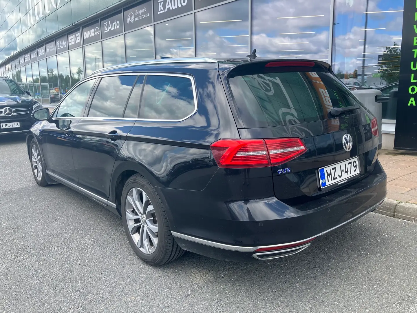 Car Image - 1picyMyaMAwhJfsvAhoYPQ