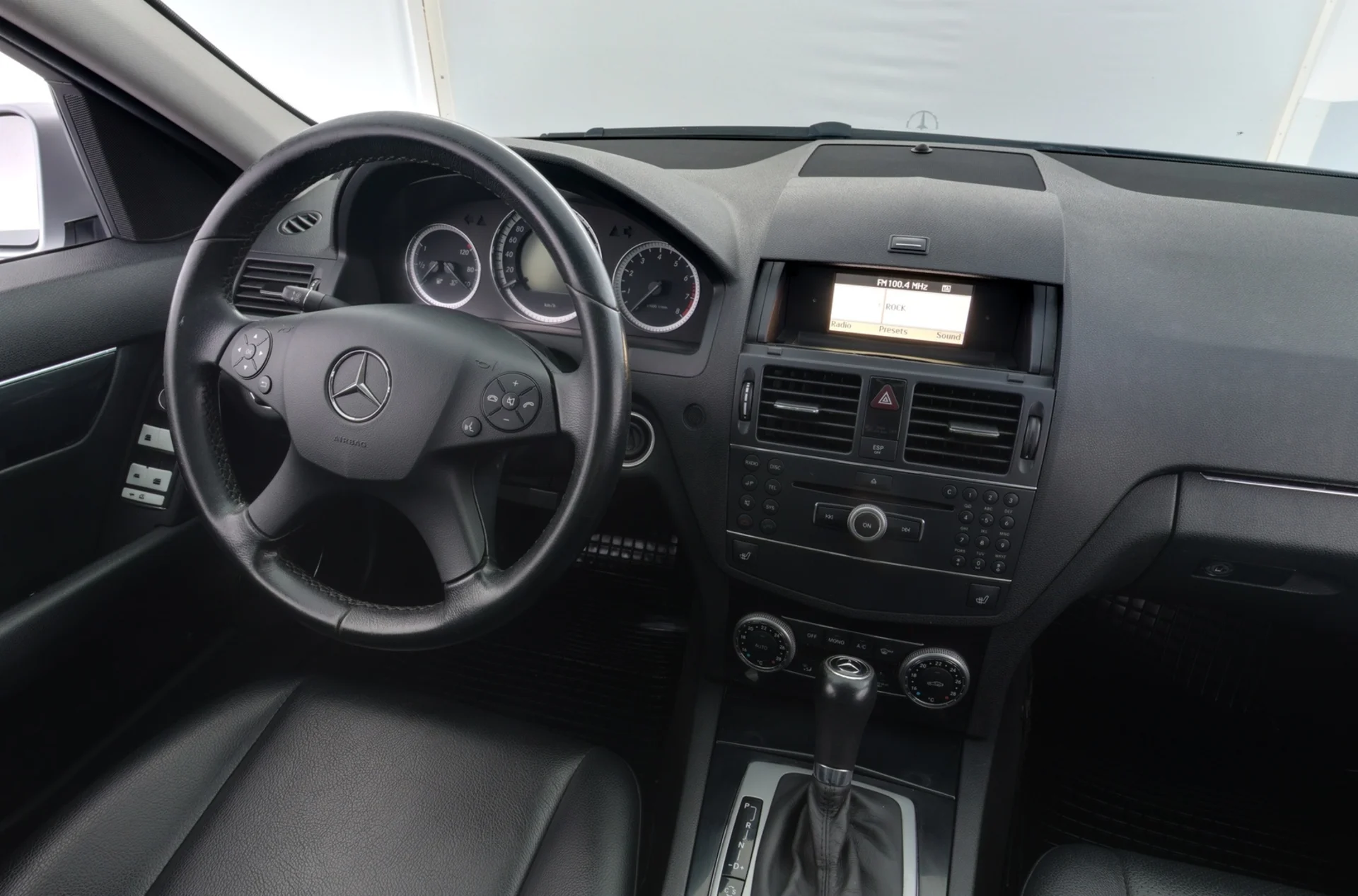 Car Image - 5jgRYLyCA4imaOyyyJP0B