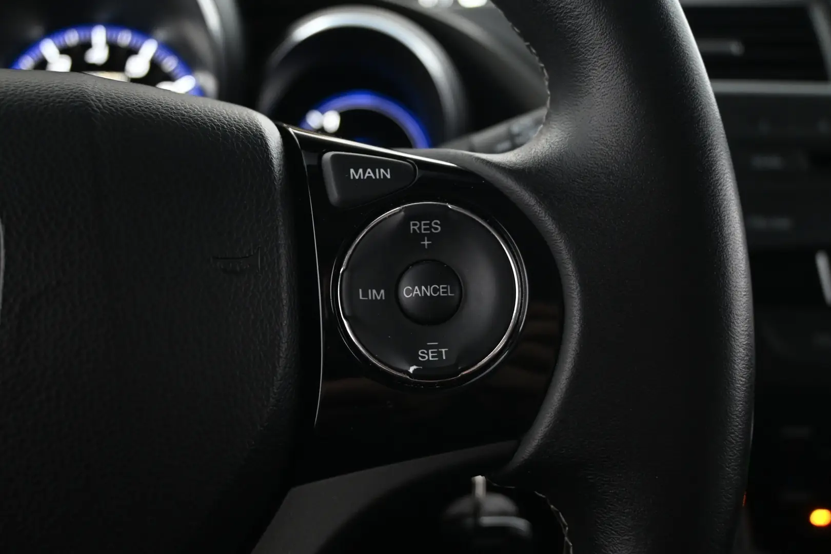 Car Image - Y0vYTWKz0cdwqBOgEzuF0