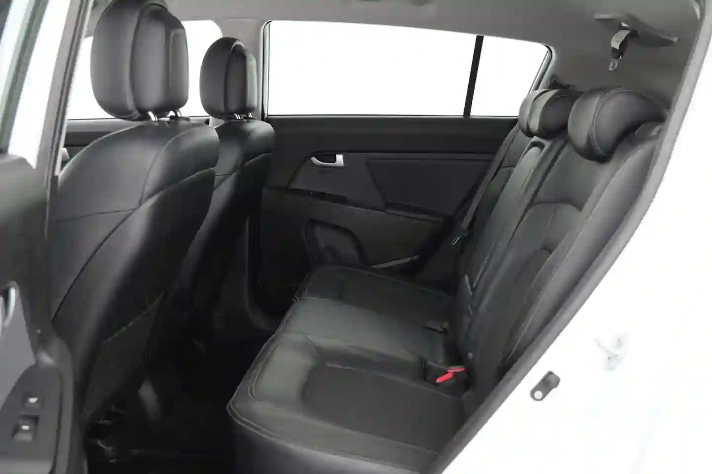 Car Image - 73PAwVeUq8kW6WIhGqDCLI