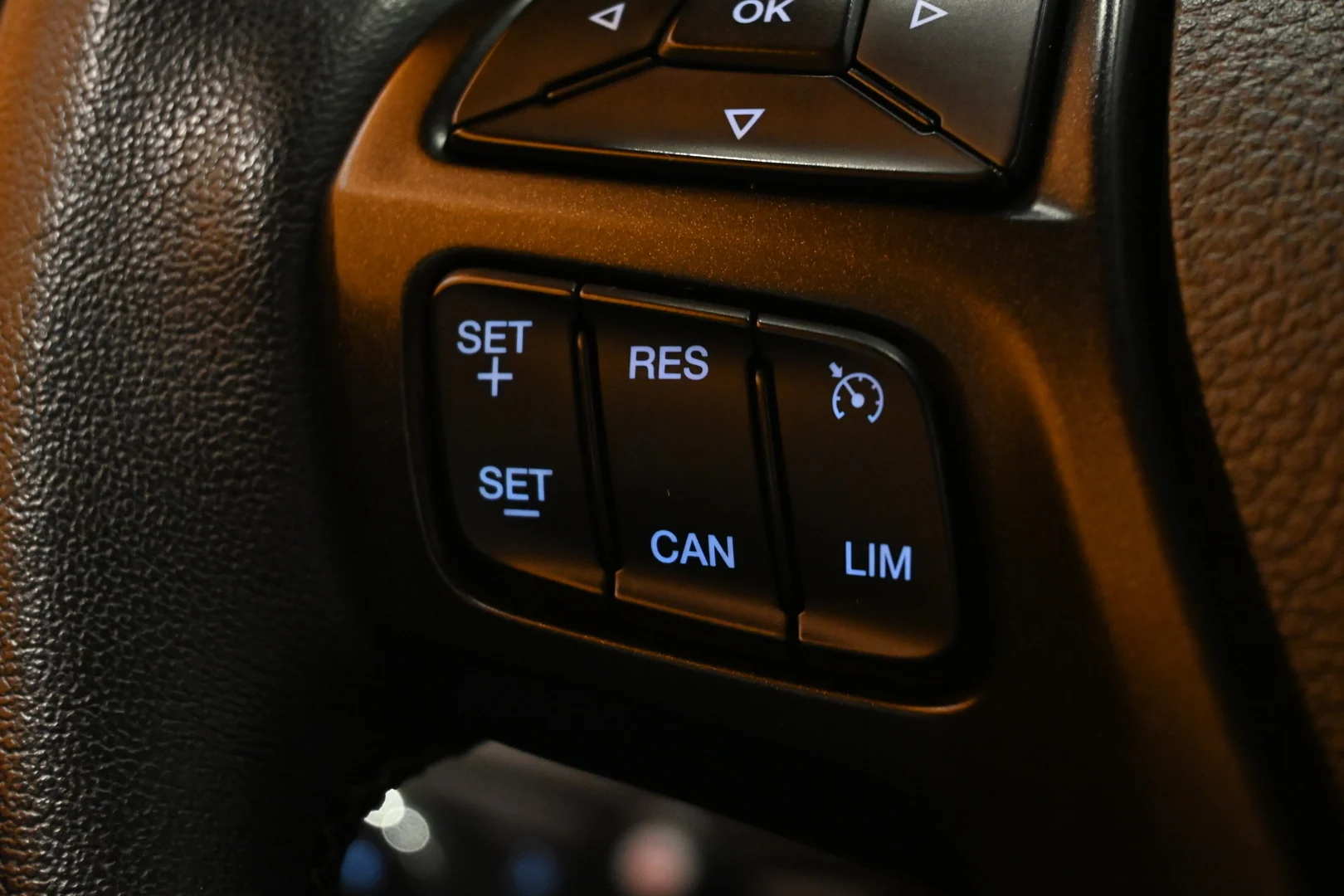Car Image - 1koIBVT3GLvEi30ayObkL4