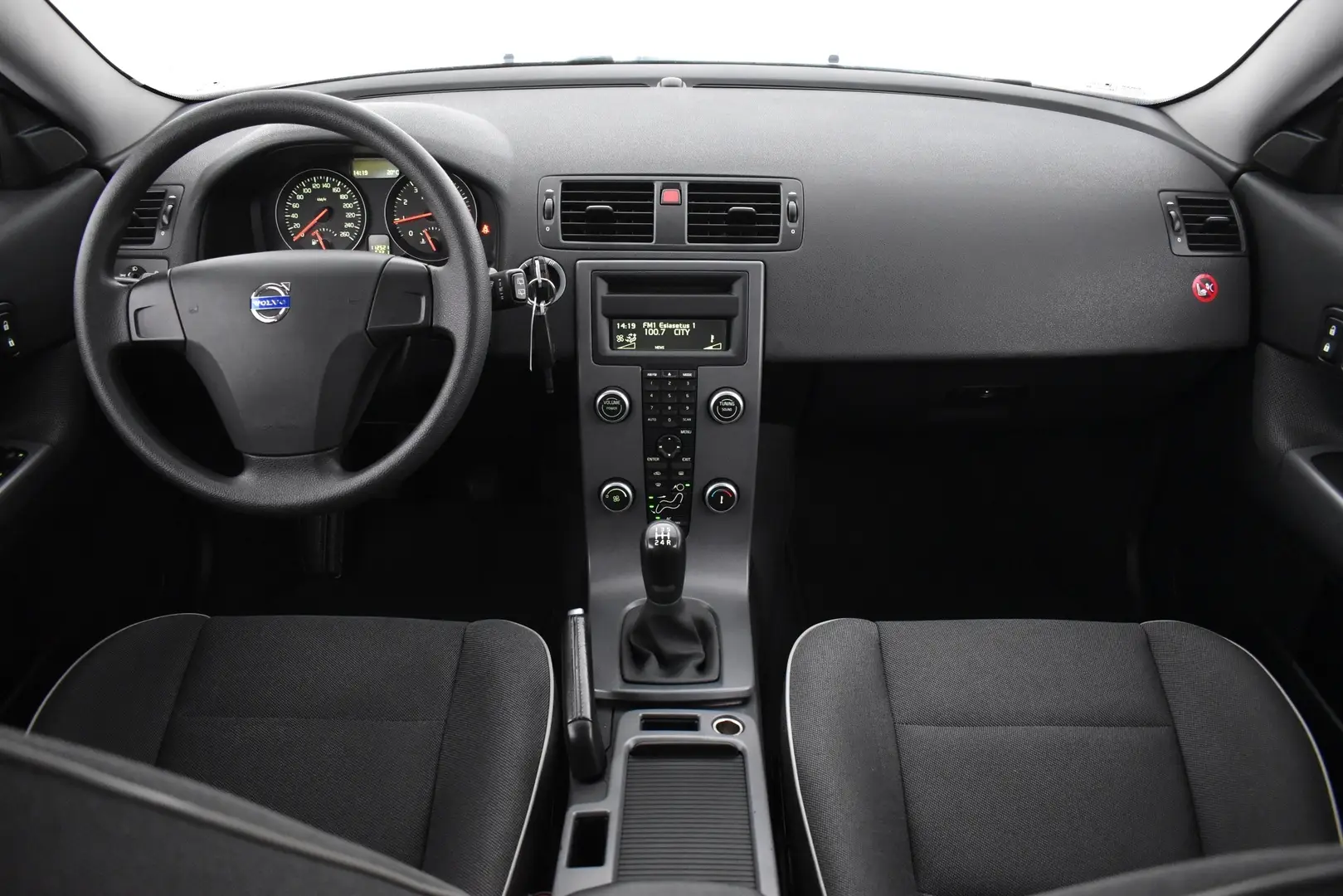 Car Image - 79ZMYmhG95RdWJI2LNxfYX