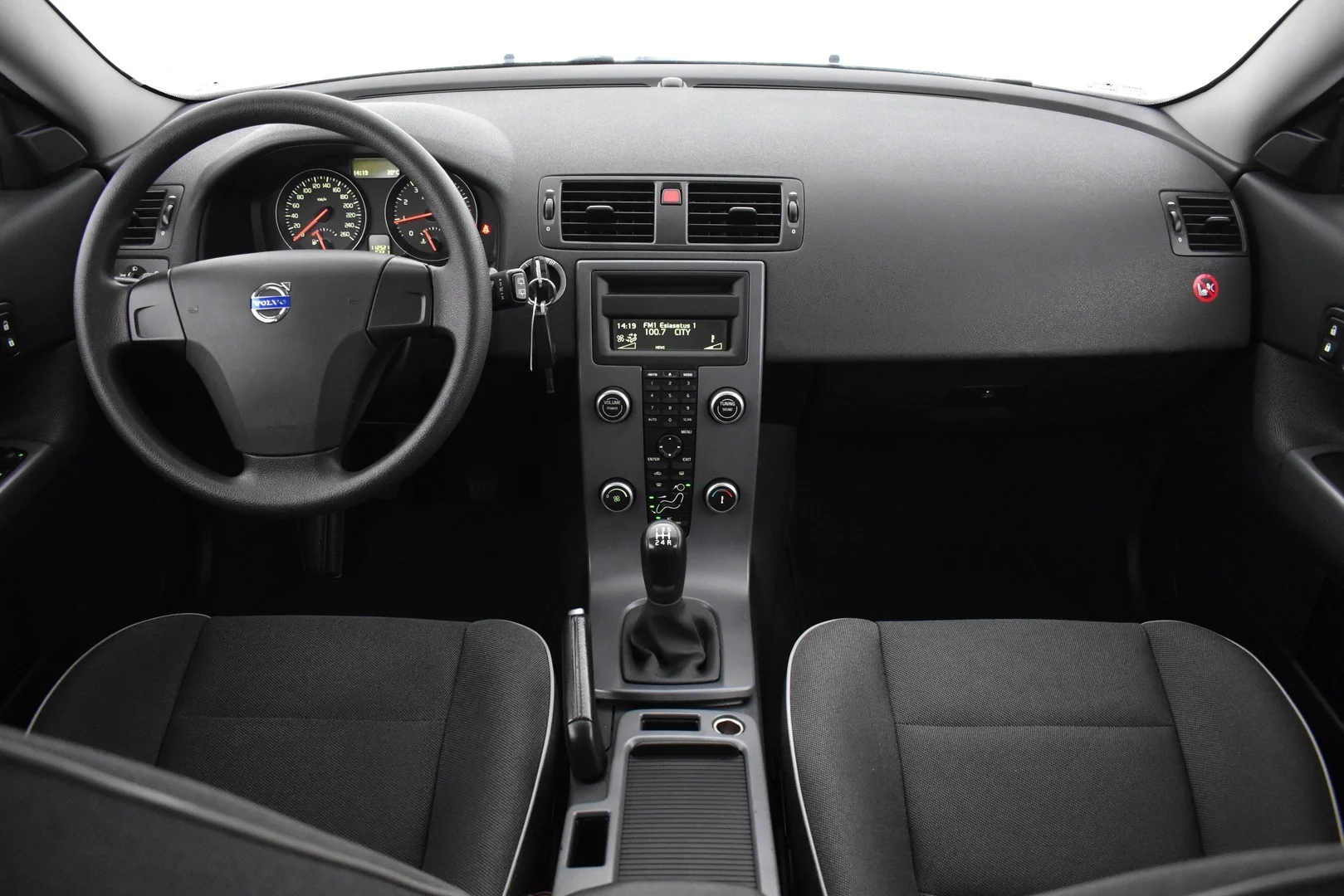 Car Image - 79ZMYmhG95RdWJI2LNxfYX