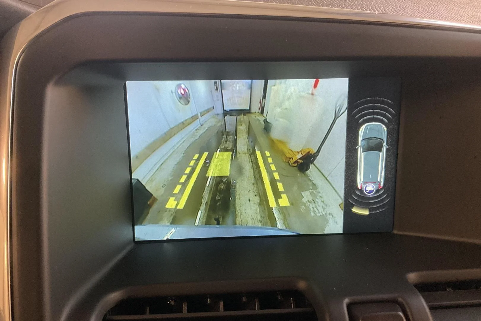 Car Image - 7wB8yZwtJ1ZDKDHs0e7rMD