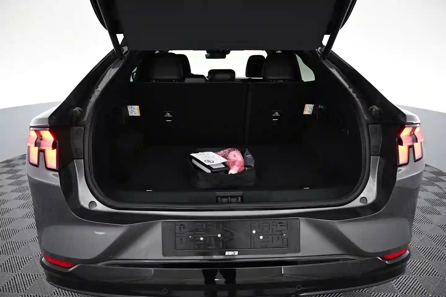 Car Image - 68TWuWvbEz3TVGof83tQg0