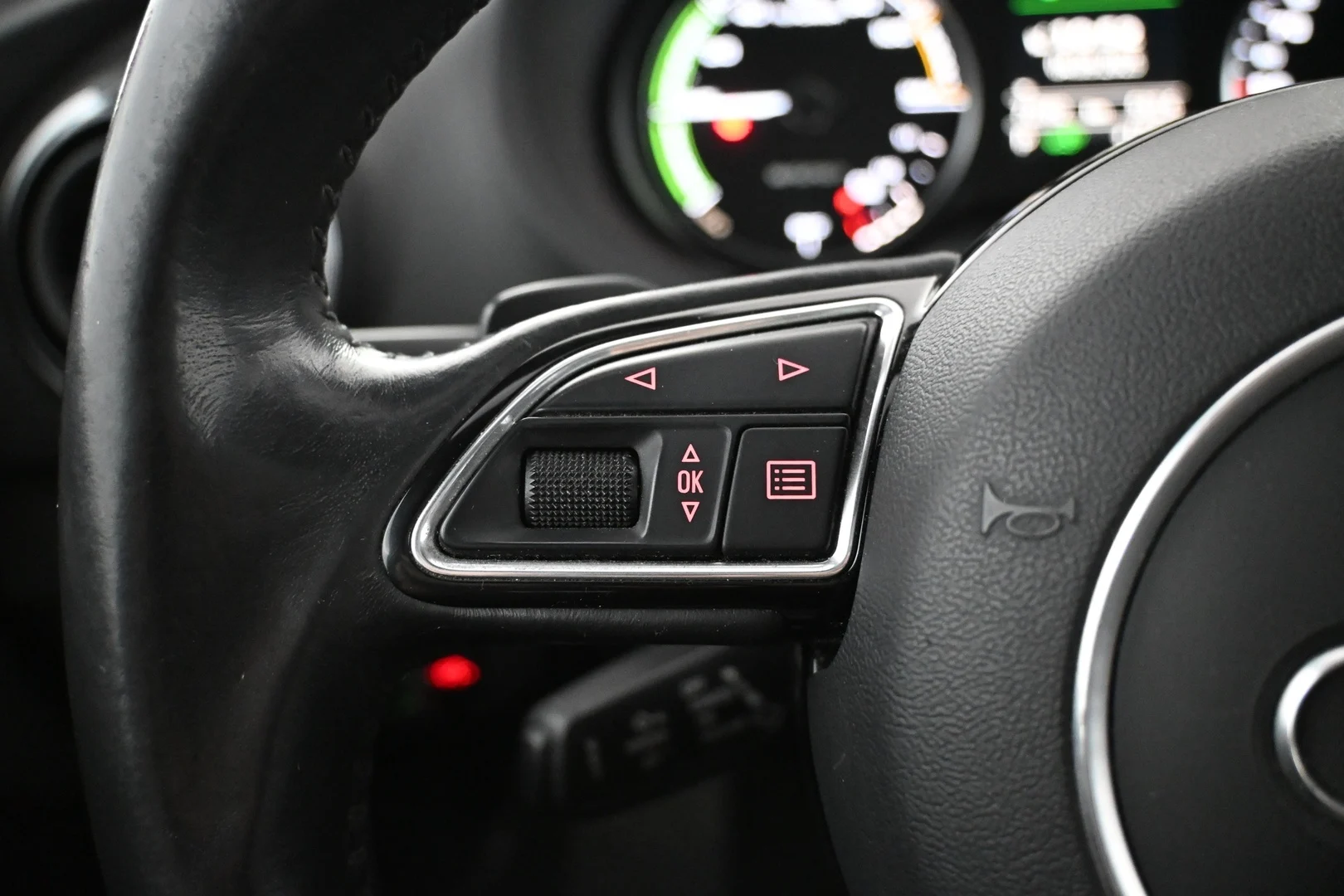 Car Image - 6OAJpTUm9wrykCmkKXK5Zi