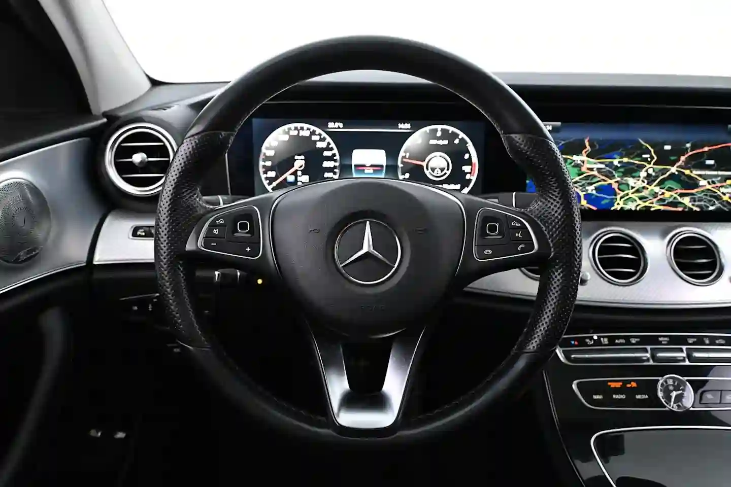 Car Image - 2t0QqOLLDi9IqCiXNAbHkQ