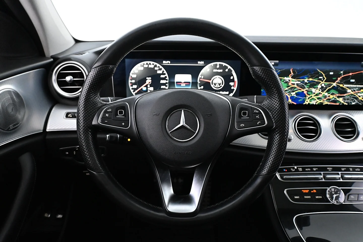 Car Image - 2t0QqOLLDi9IqCiXNAbHkQ