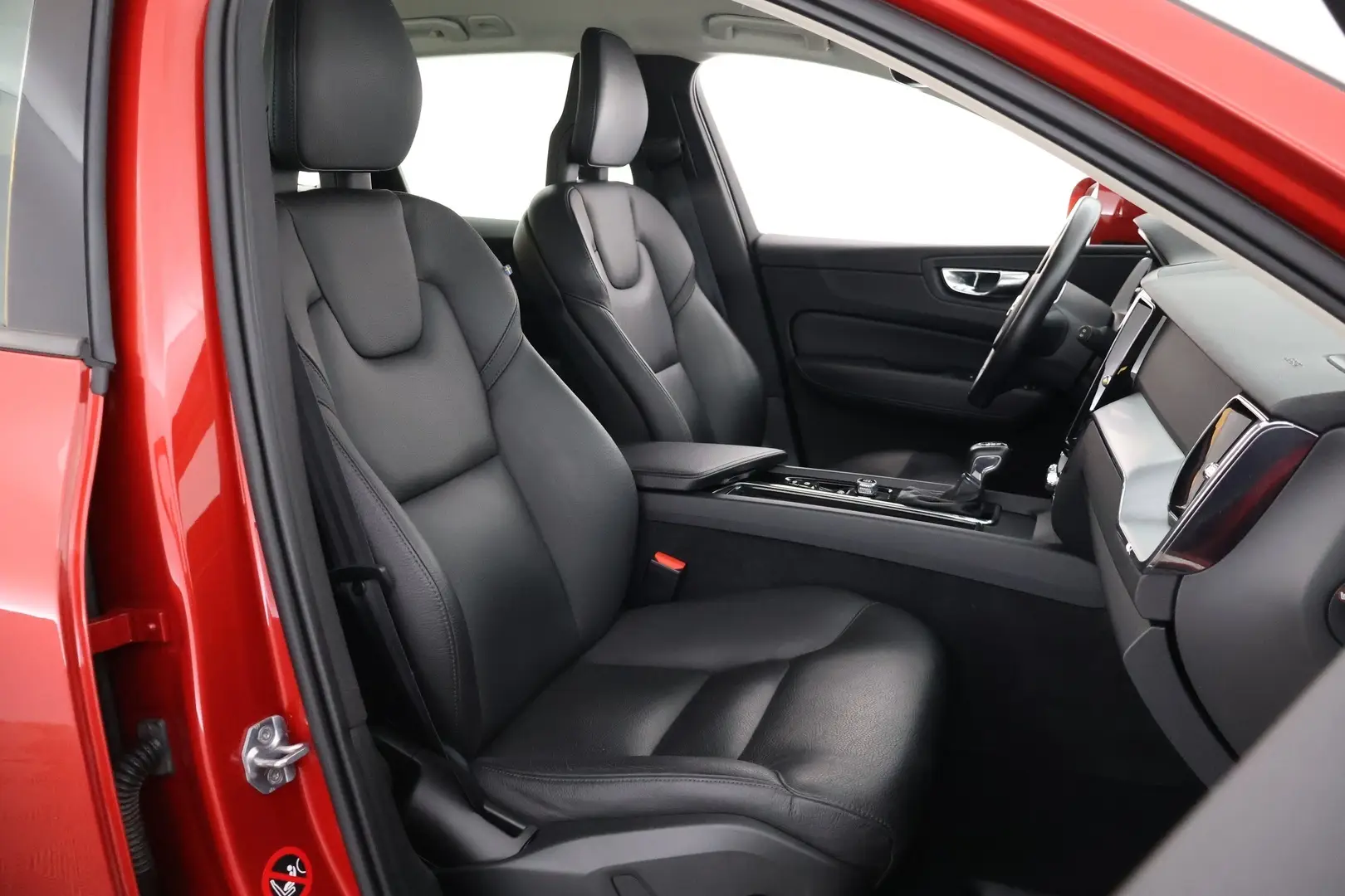 Car Image - 2xGwmoY44bnembLtY1G11a