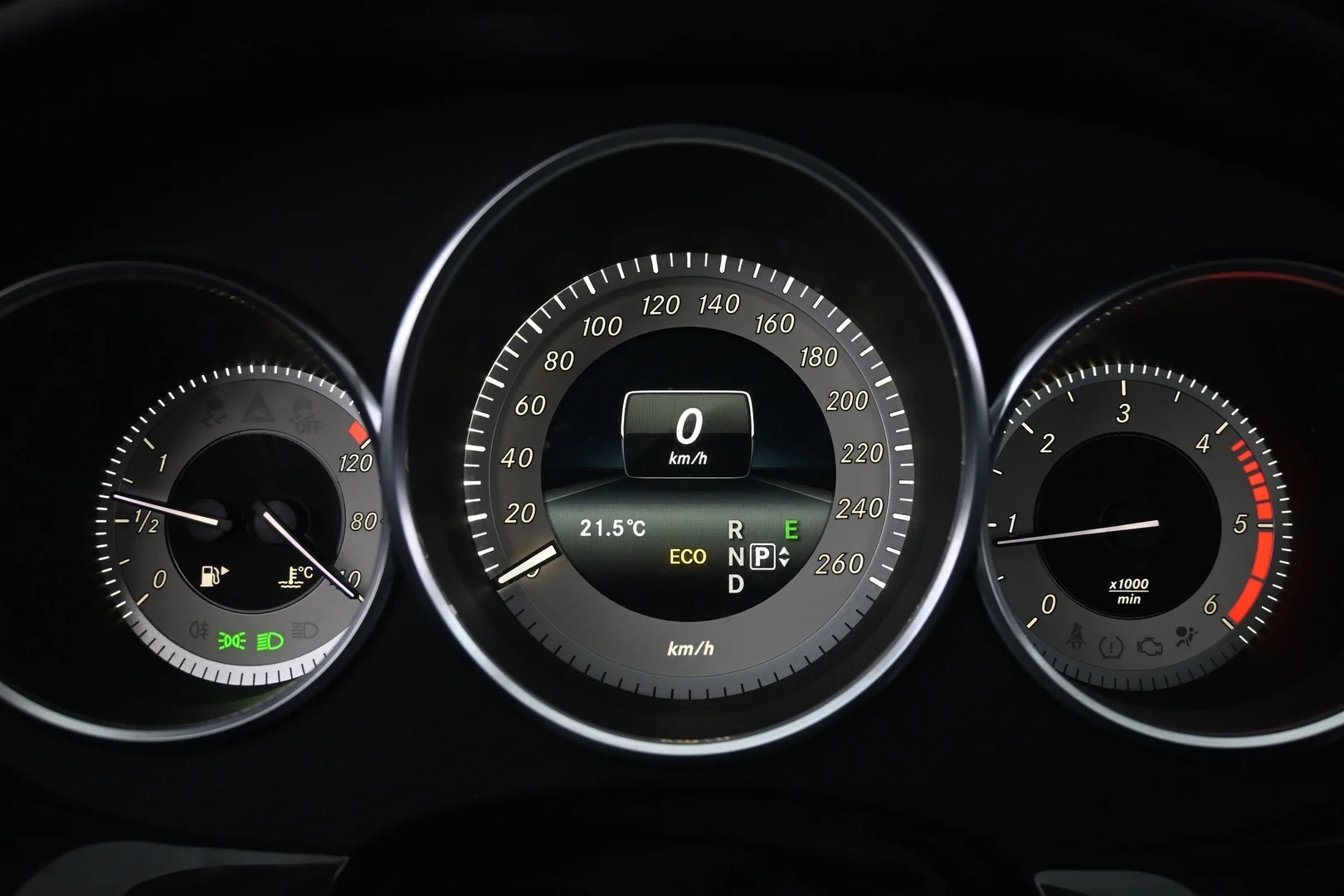 Car Image - 4UybfMvqlRa3Wusjx0LfE3