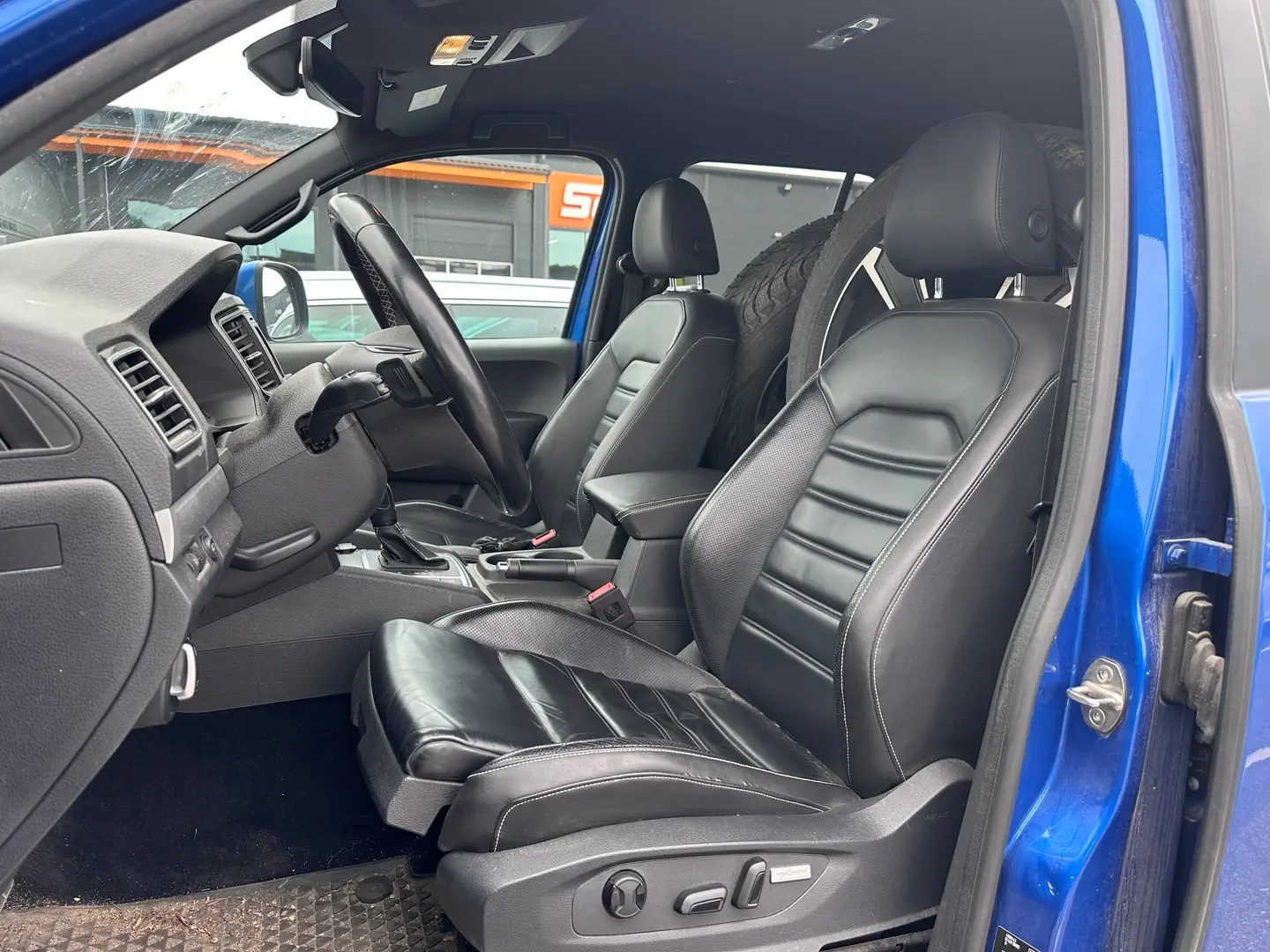 Car Image - 1vn62LfHWaRFilWbQBNWCQ
