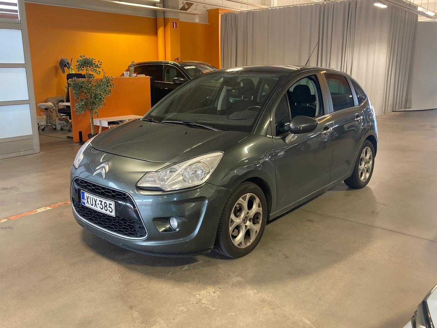 Car Image - 7yOmwbCIsbClB3ZplDAURK