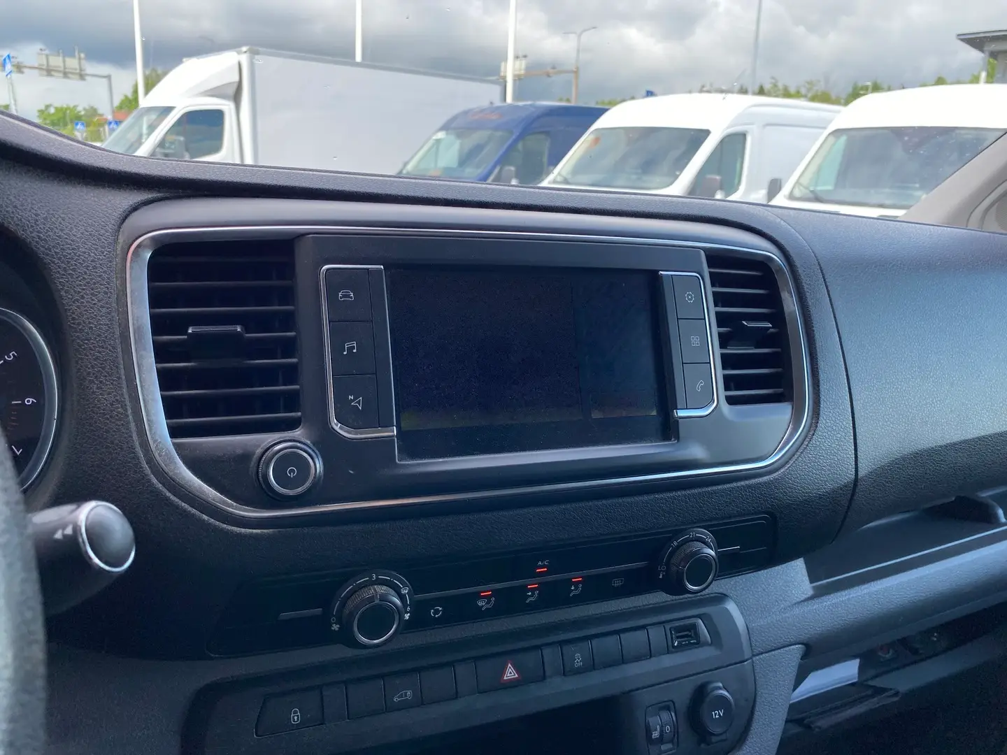 Car Image - 3BPoZbHqA196n2vQdFEJVE