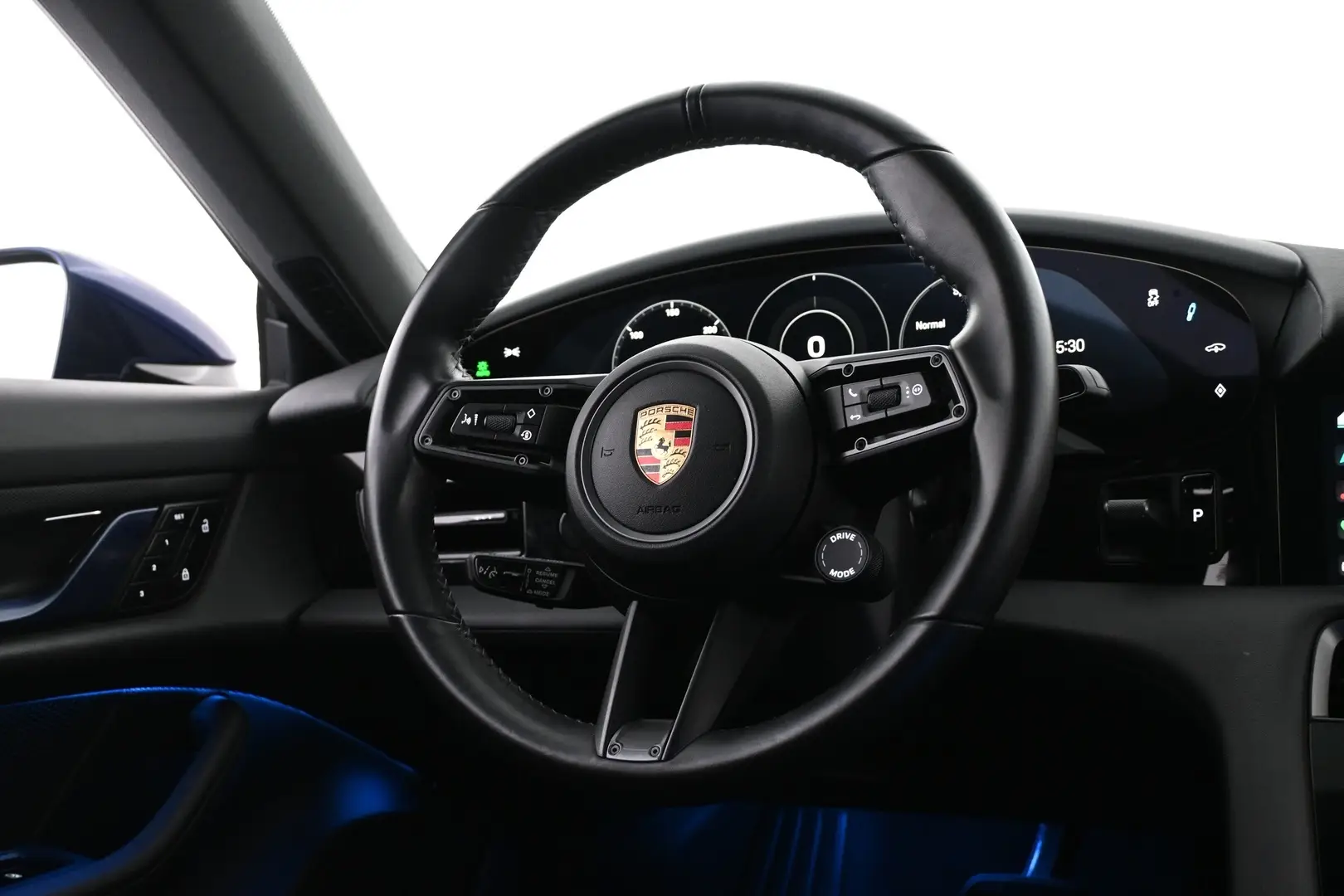 Car Image - 3lQr6uG5JwcCvFZ7Uwqp27