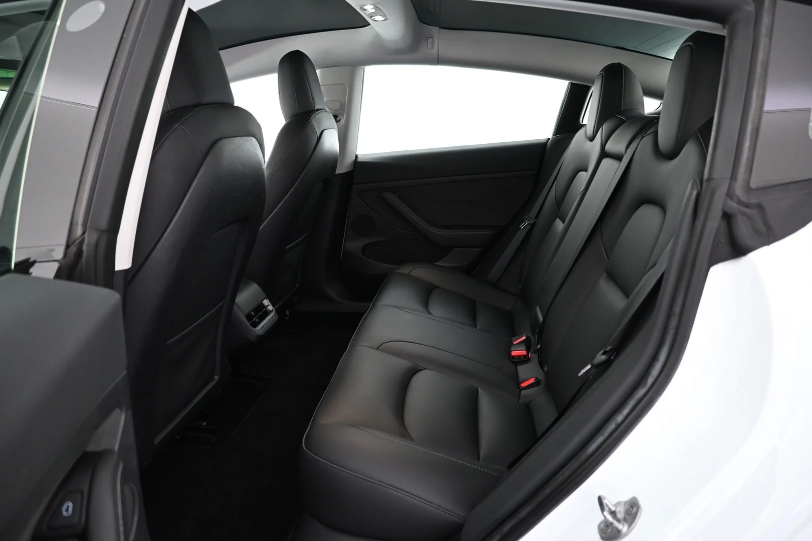 Car Image - aTYGBGQdwQMGiTFBa9j07