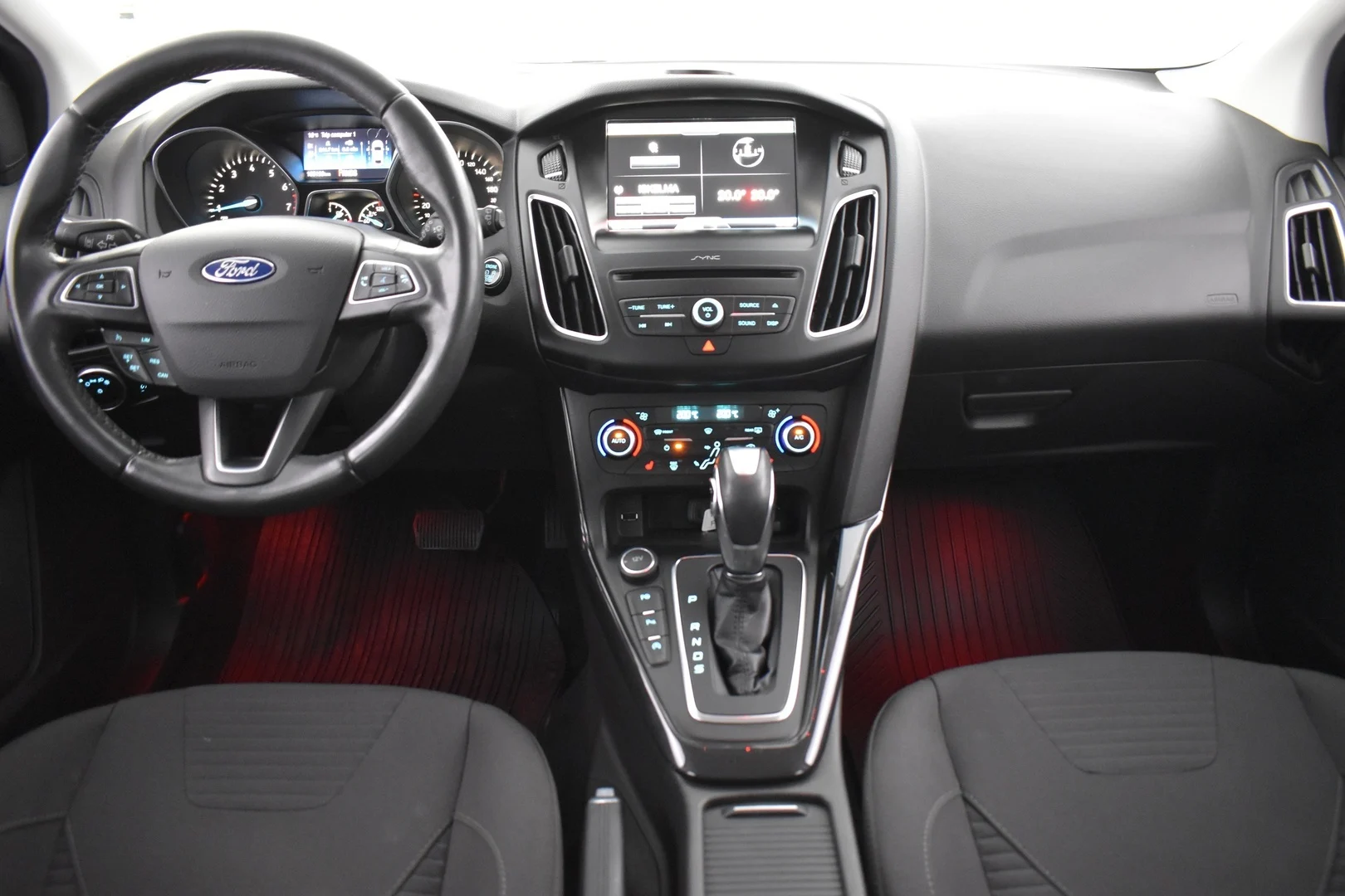 Car Image - nRfjt2tLpuJspoQNtoP7c