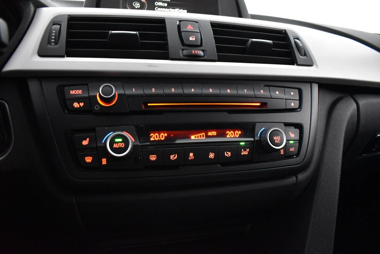 Car Image - 2xCSc2TnNGFVebVekClMSf