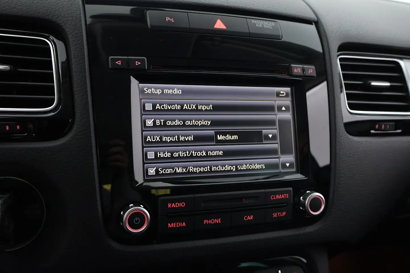 Car Image - 50bQSKPKUdplPkw9hT5JTe