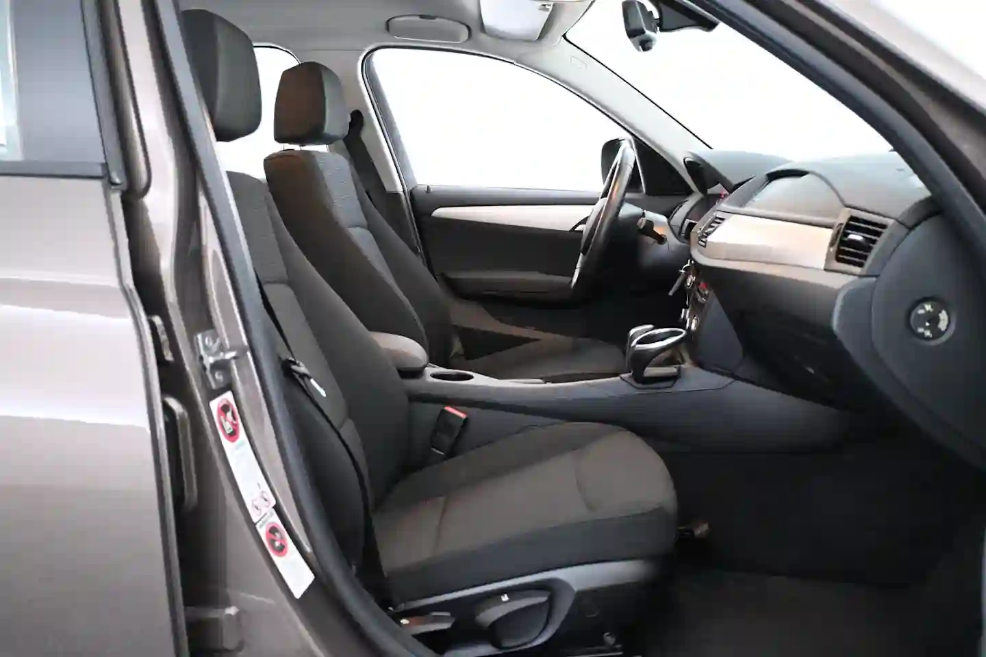 Car Image - 3BGro8XiqG834gByow2267