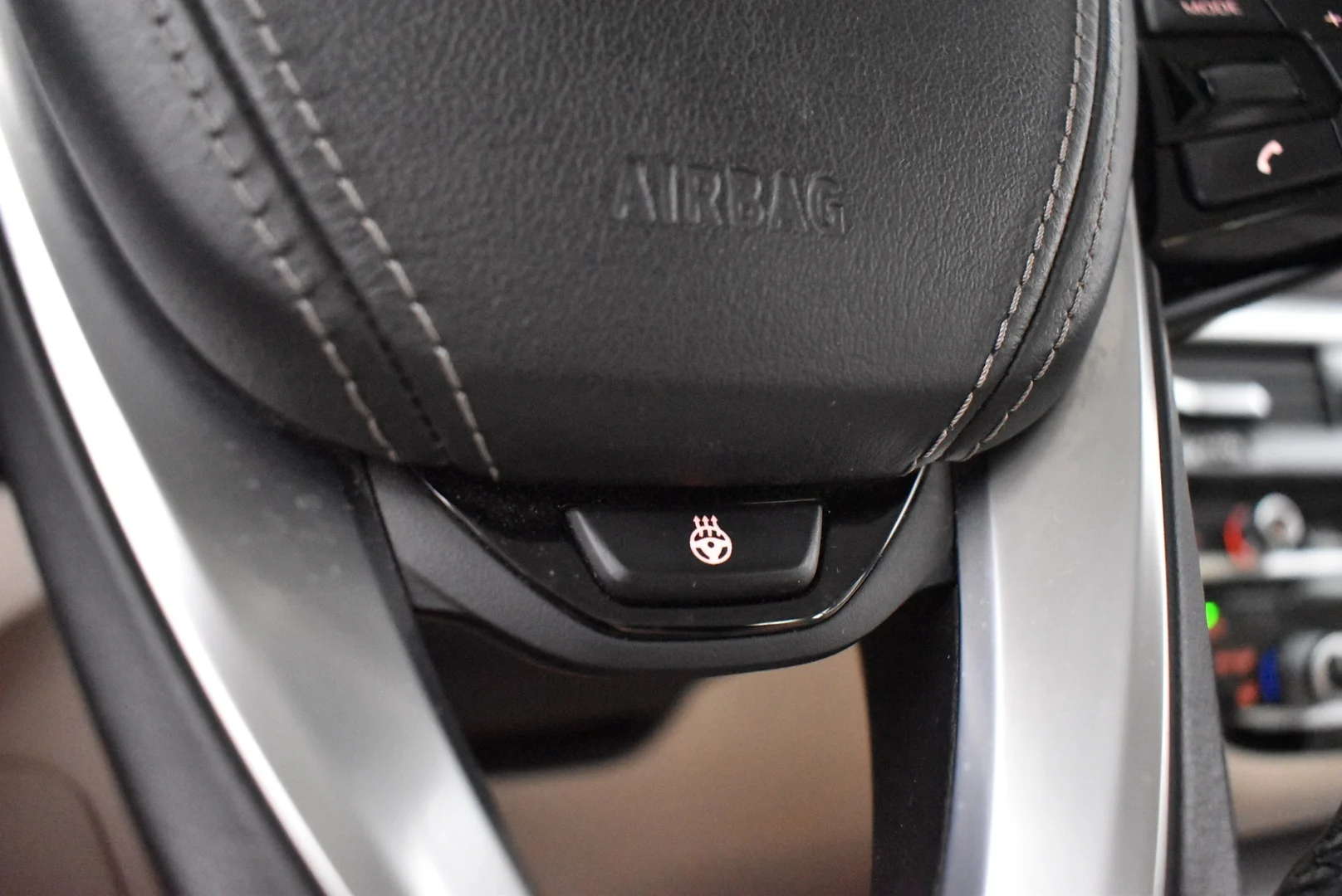 Car Image - 6EUWpFVXraAut0IW34qDzS