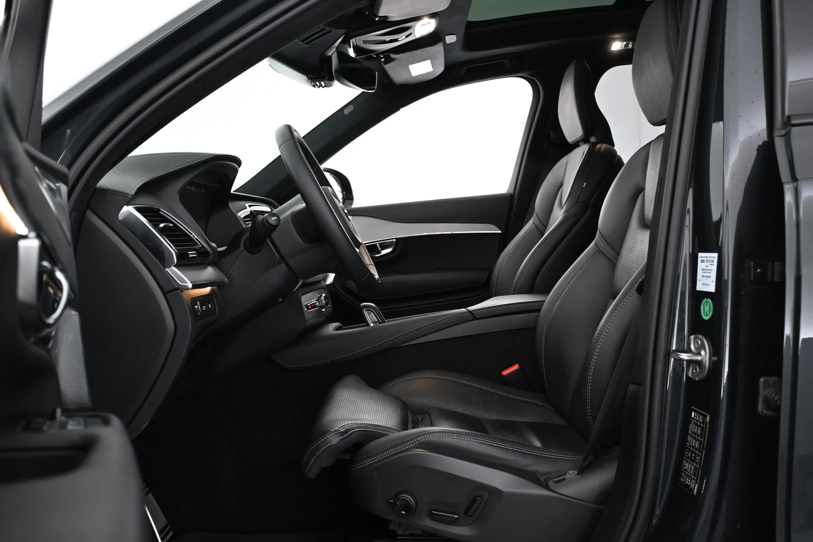 Car Image - ItALYdJP7EZOMWlFakrZF