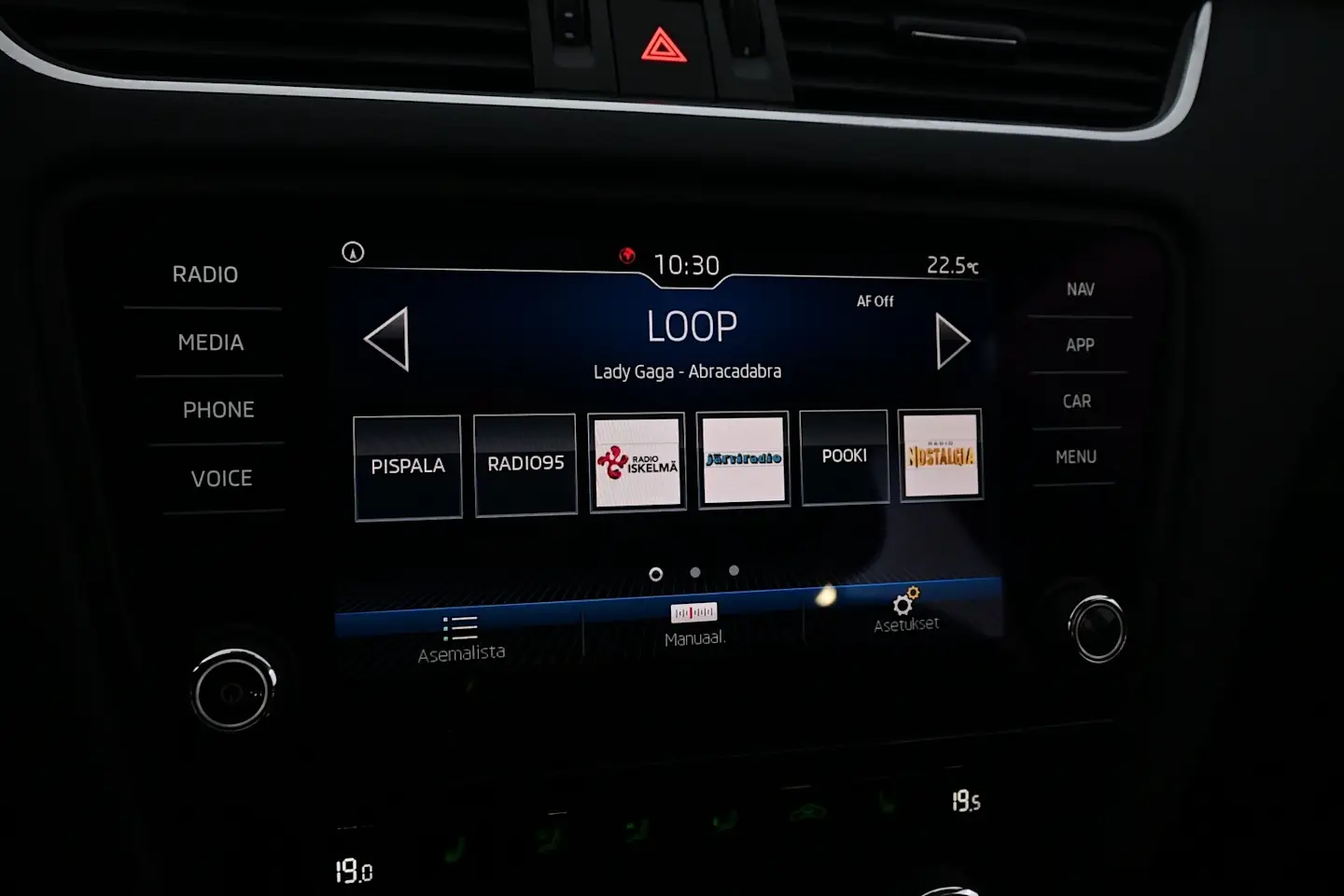 Car Image - Iy3yJM8V4h9xhr17REdd4