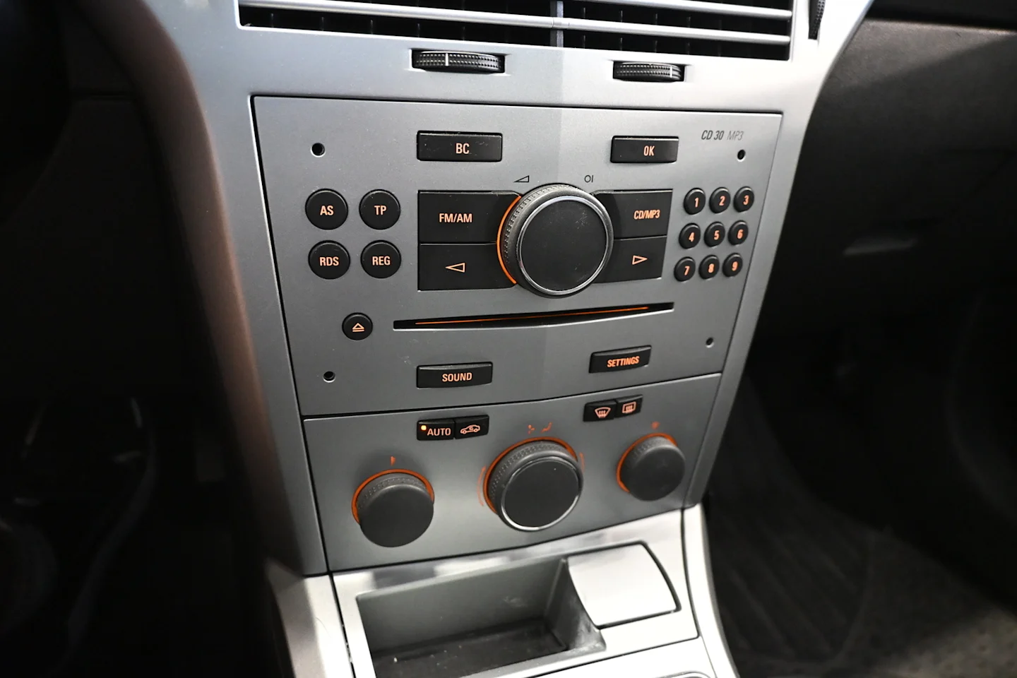 Car Image - 4DIHXRmKdXwT7VFAtHdJVA