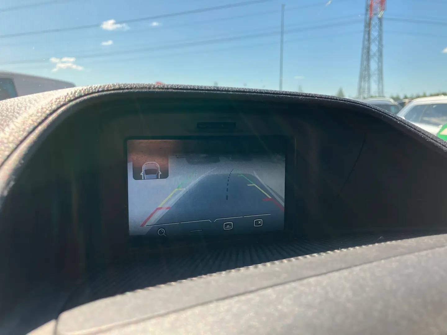 Car Image - 6NxY5SoUqWu5SU4uJEQ2ns