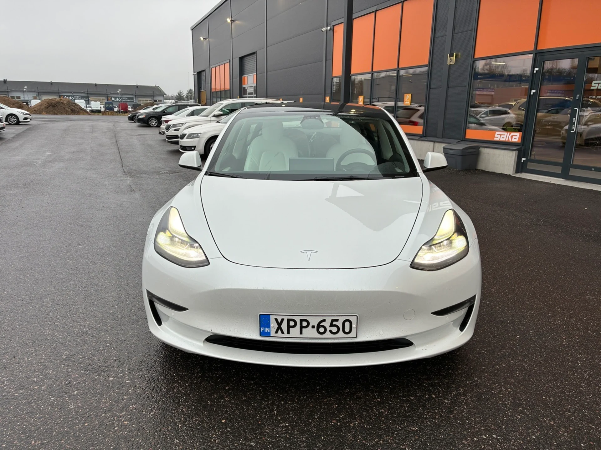 Car Image - 31JTlG1GFTucLYKm58PXej