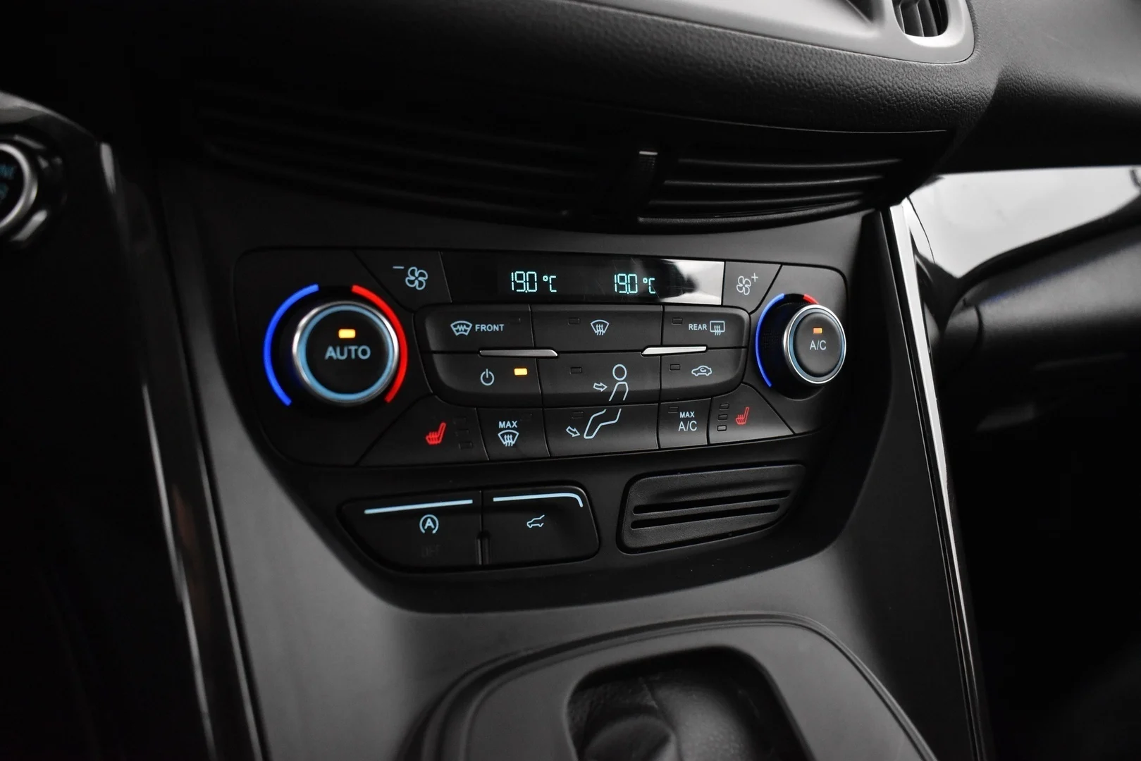 Car Image - 5Ieg6xDJsmDG4GdU3vpEKN