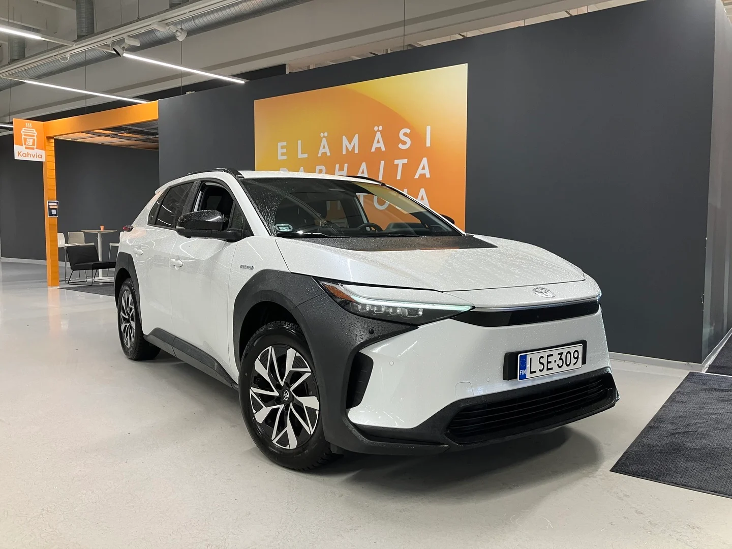 Car Image - 4fxdnUs89MjdpNzg5396HG