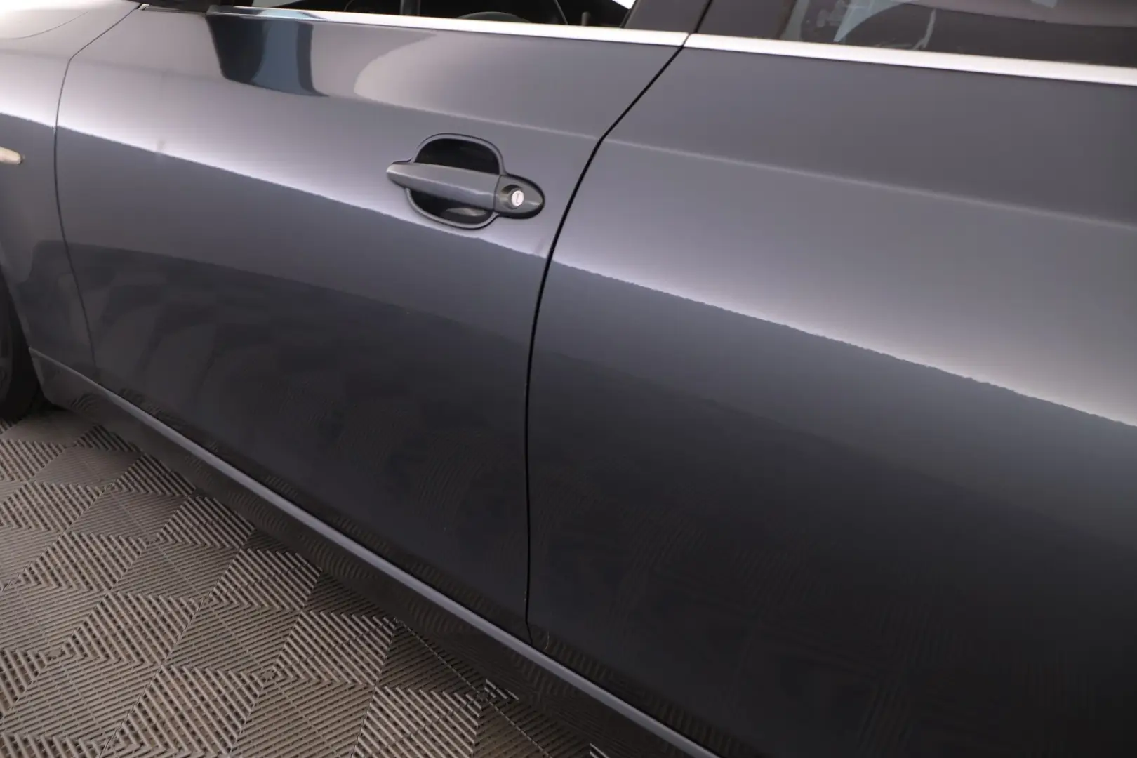Car Image - 7MqUaeQJRyyNzQOngi8CGb