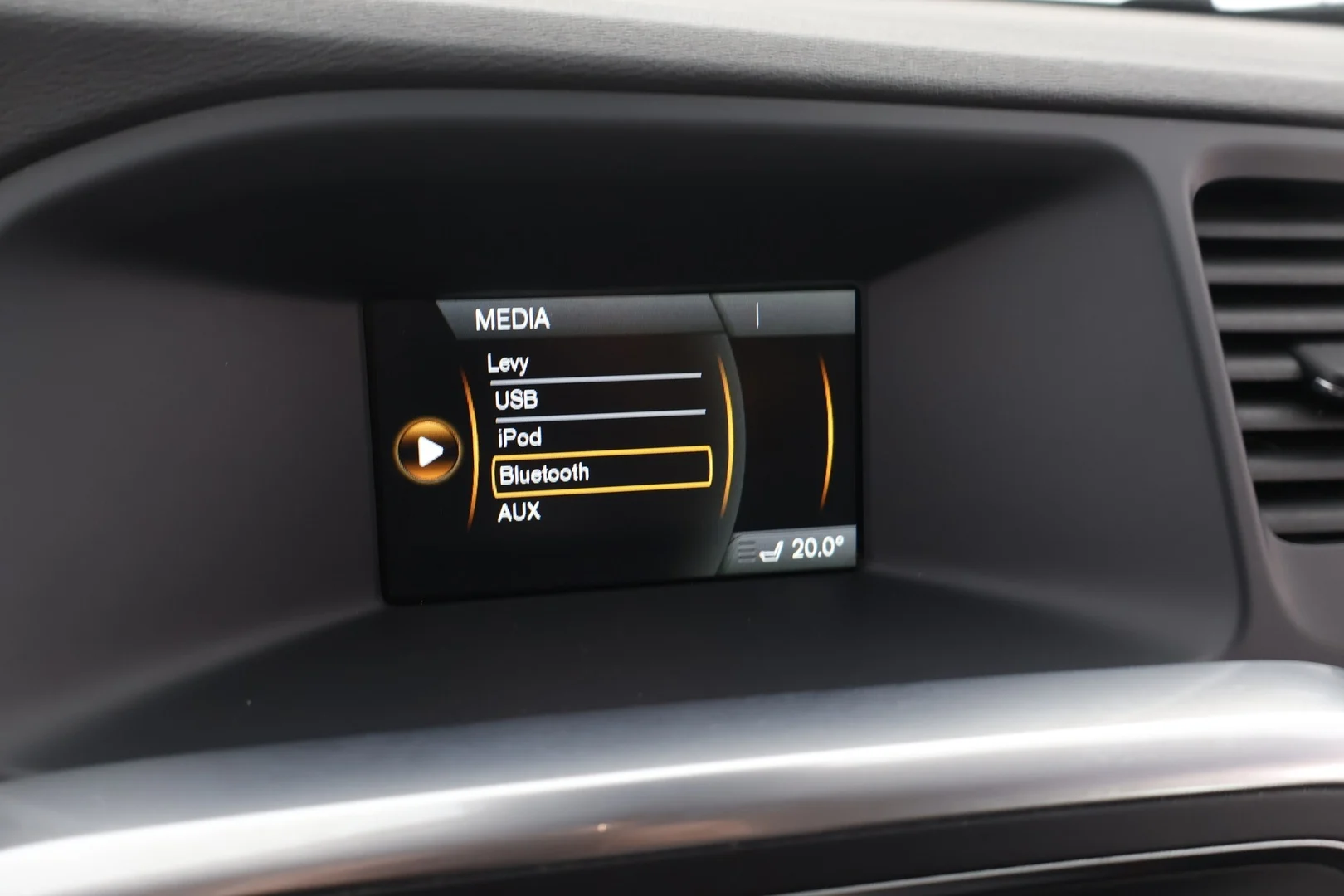 Car Image - 3lMKZgMHir7YQ3xTcuVT7m