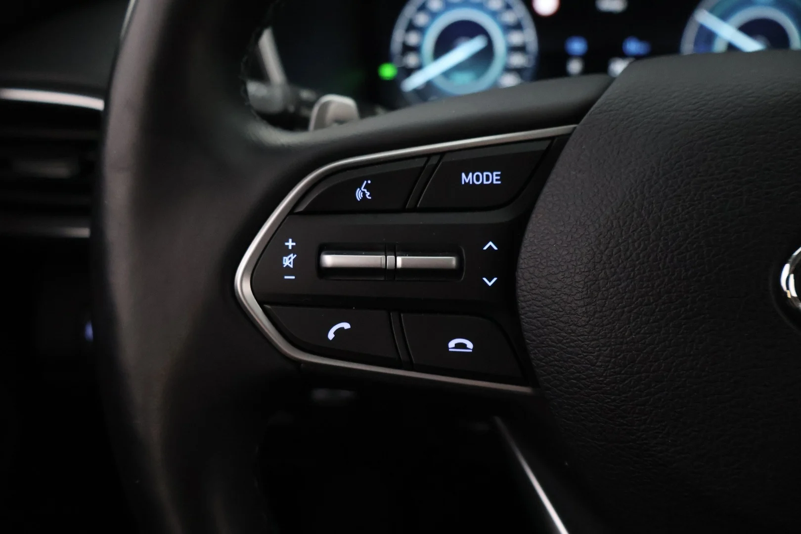 Car Image - 4mKfqeOo5eDGScJ7aHFII1
