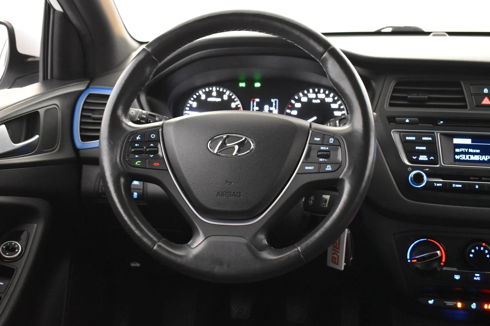 Car Image - 1qMsgnPQ0kDXxxArexwKse