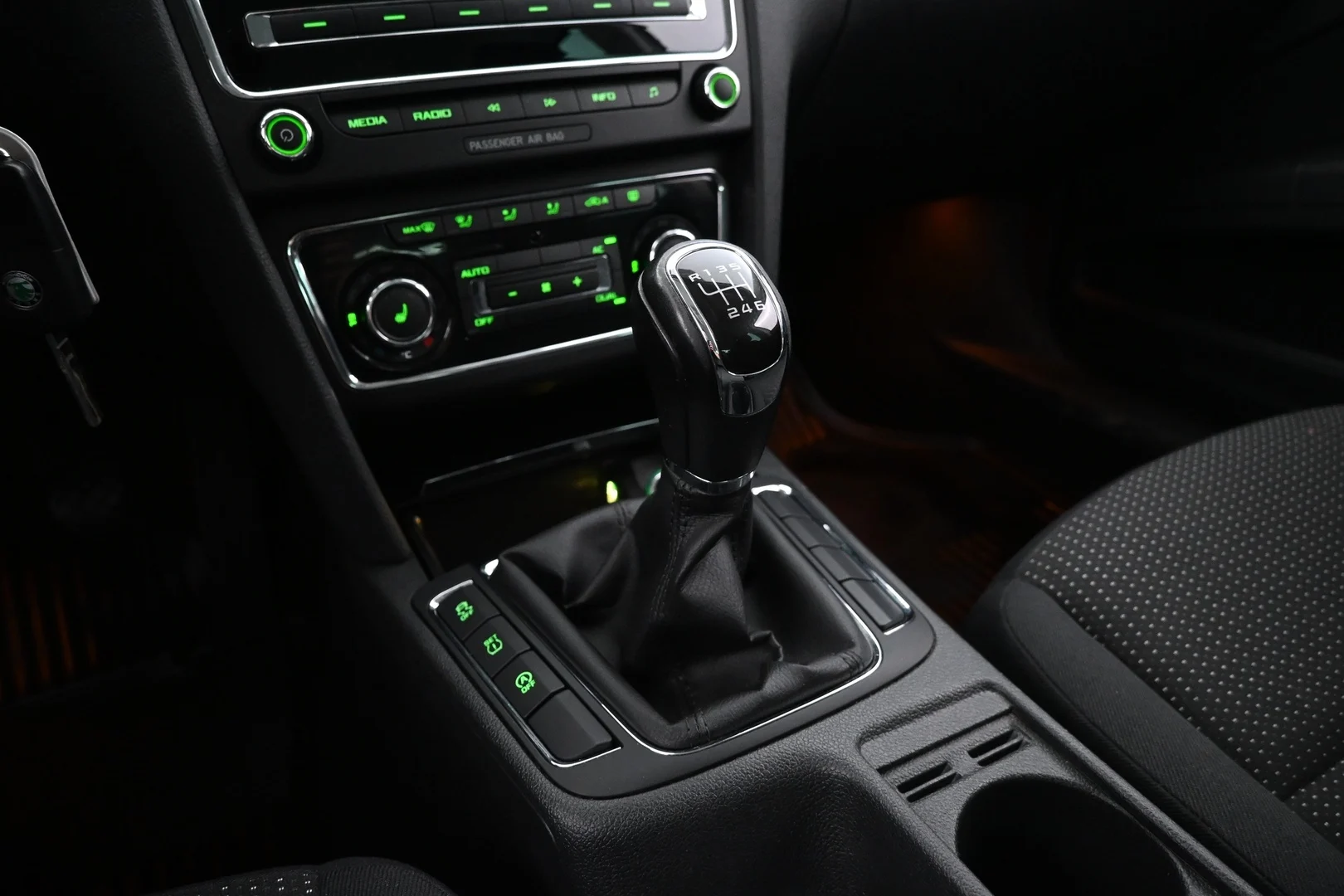 Car Image - 3U5rA9huMUjshNCUg4llmI