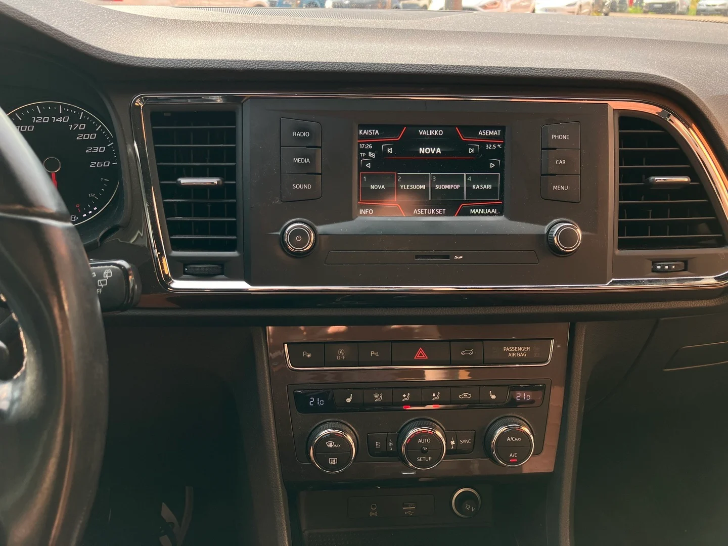 Car Image - 3DVq4ZGbU3qnrW7RRrQxsx