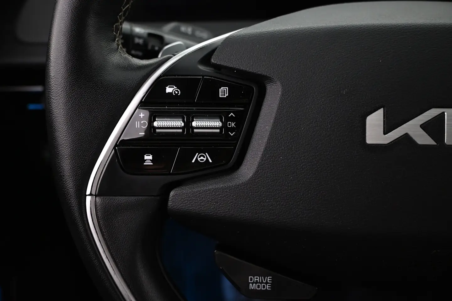 Car Image - Sb2rjwvvgdJKNOh6cyHUV