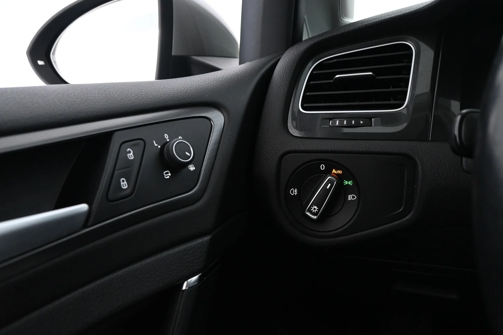 Car Image - 4wRTcupthxjeQfX86mzW7i