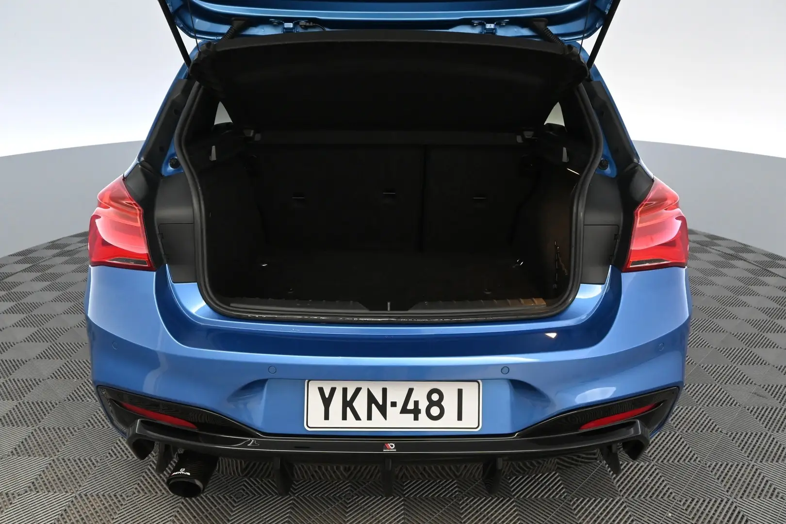 Car Image - 347nkZiS0XDBbC9dEZnVOP