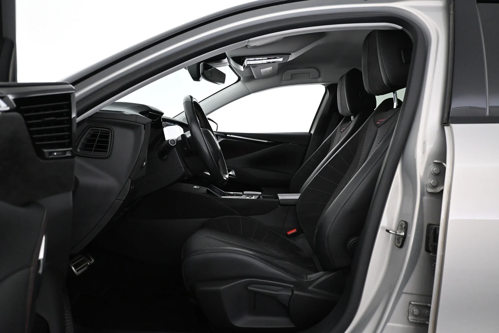 Car Image - 4r4IsfMXD5sW6aJBjMOv4P