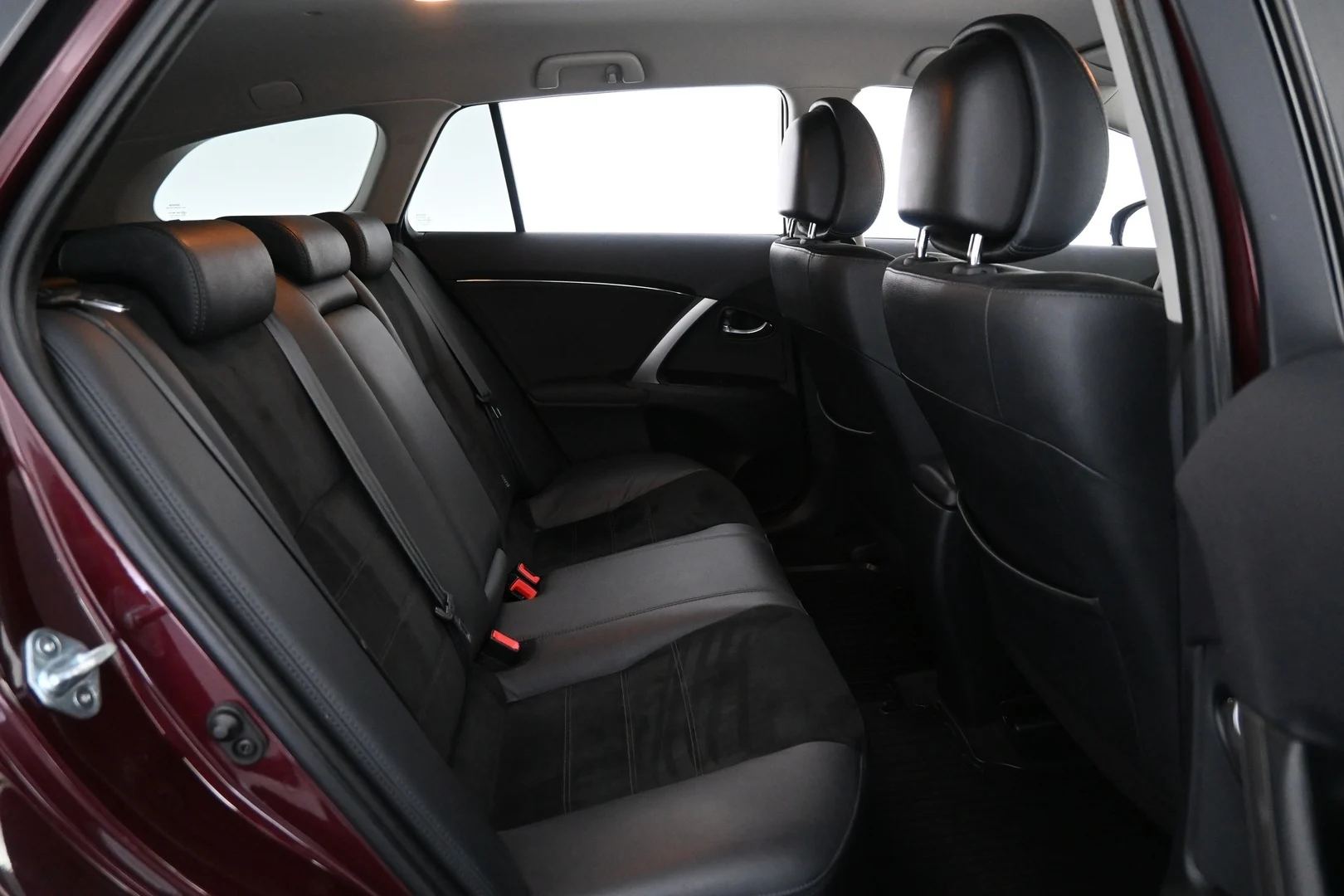 Car Image - 59WjsCGfP1CTttwsp91l0t